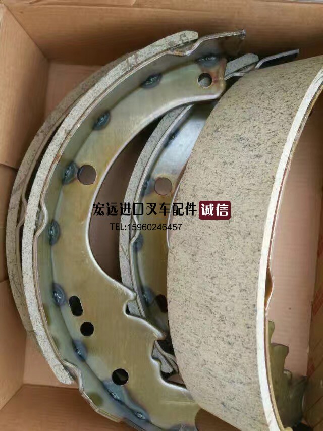 丰田柴油叉车发动机配件 进口叉车配件 丰田5FD30-1Z前轮刹车蹄片