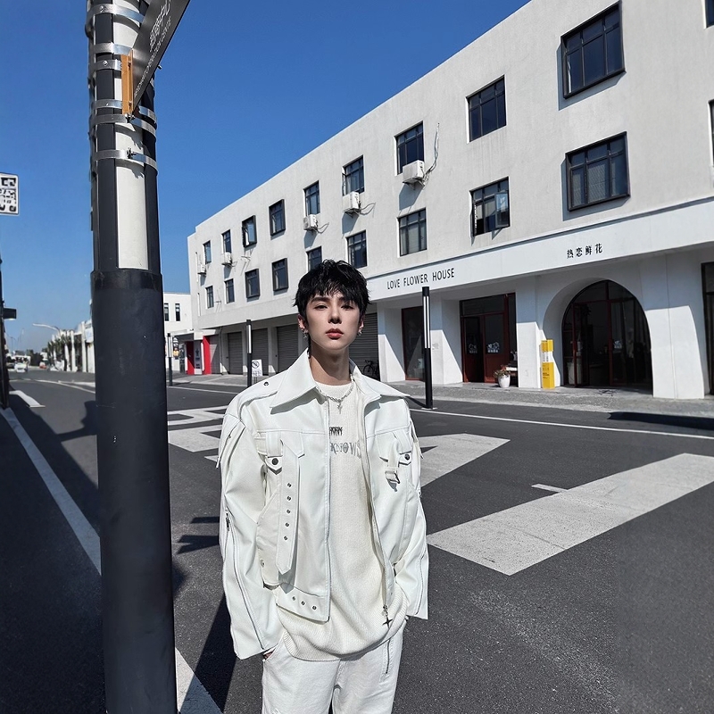 韩版白色皮衣机车服夹克男士秋季短款潮牌痞帅小众设计感上衣外套