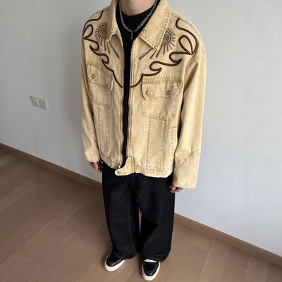 巴恩风卡其色重工刺绣牛仔外套