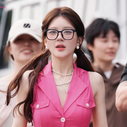 少女CEO赵露思同款gm黑框眼镜许妍同款女素颜大框显脸小防蓝光