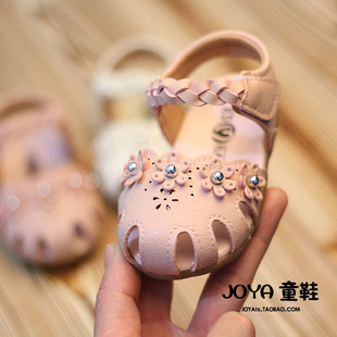 宝宝鞋子女0-1-2岁婴儿软底夏天小女孩包头防滑女童公主学步凉鞋3
