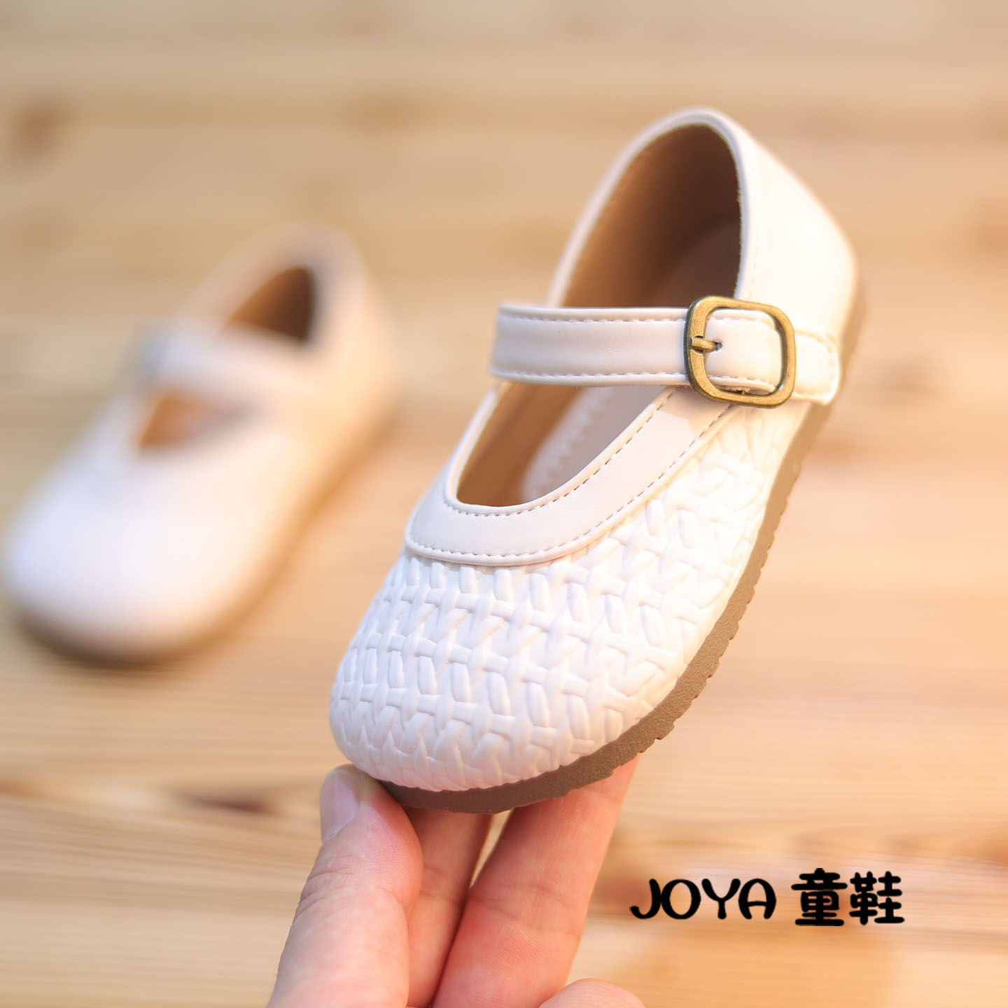 女童皮鞋春秋季2025新款白色鞋子