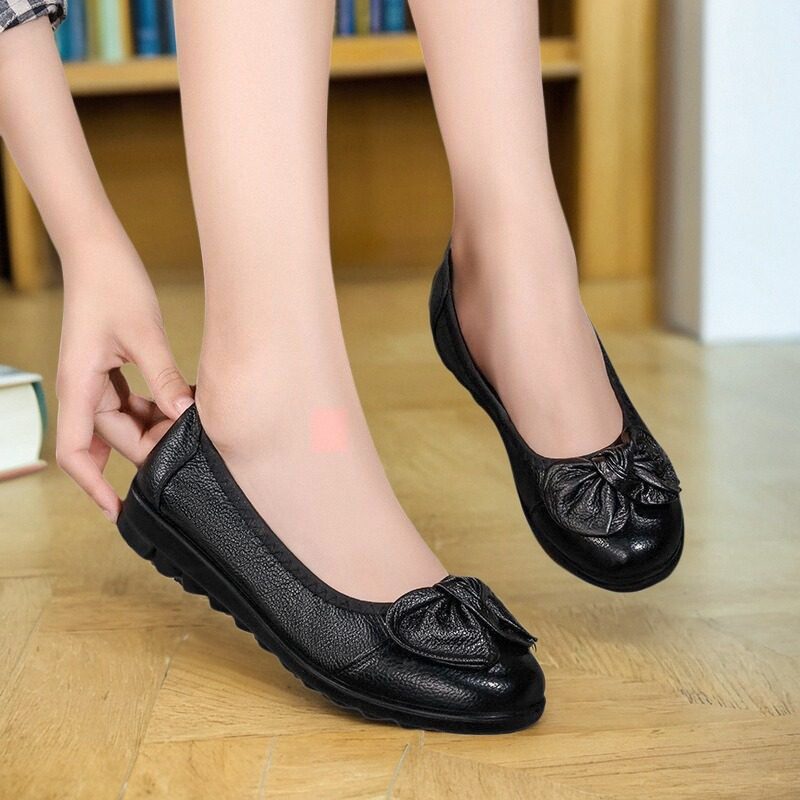 女气质中老年妈妈鞋豆豆鞋软底不累脚春秋2026新款小皮鞋防滑单鞋,女鞋,时尚休闲鞋,淘宝优惠券,粉丝福利购,淘宝优惠卷