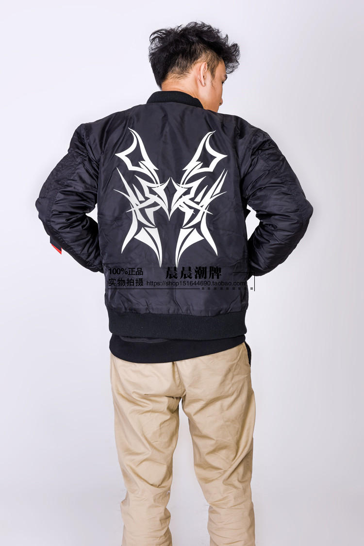 Naked King Jacke MA1 ²ÖʯһÊ÷ Ë«Ãæ Á½Ãæ´© ·ÛÉ«¾£¼¬ ¿Õ¾ü¼Ð¿Ë