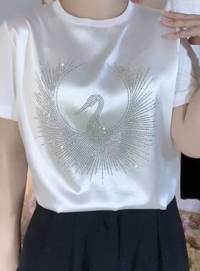 宽松短袖上衣印花夏季缎面t恤