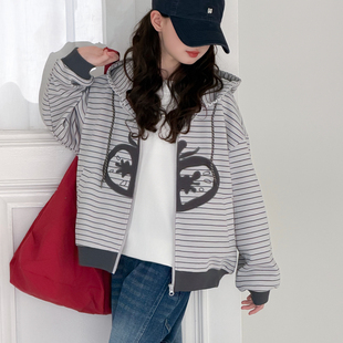 女童超好看韩系外套春秋款2026新款女大童韩版休闲儿童春装棒球服