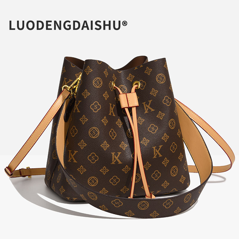 2026香港潮牌老花水桶包女单肩斜挎包大容量百搭高级感印花包包女,箱包皮具/热销女包/男包,单肩包,淘宝优惠券,粉丝福利购,淘宝优惠卷