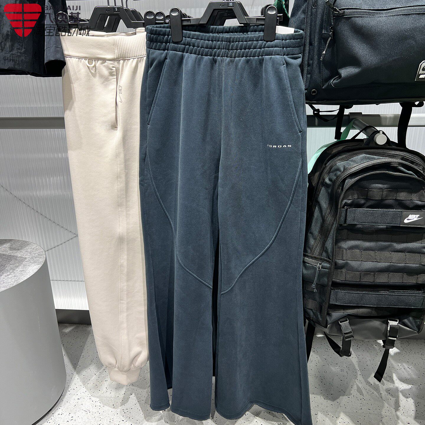 Nike耐克女装2026冬季复古针织加绒保暖运动休闲喇叭裤HV0318-010