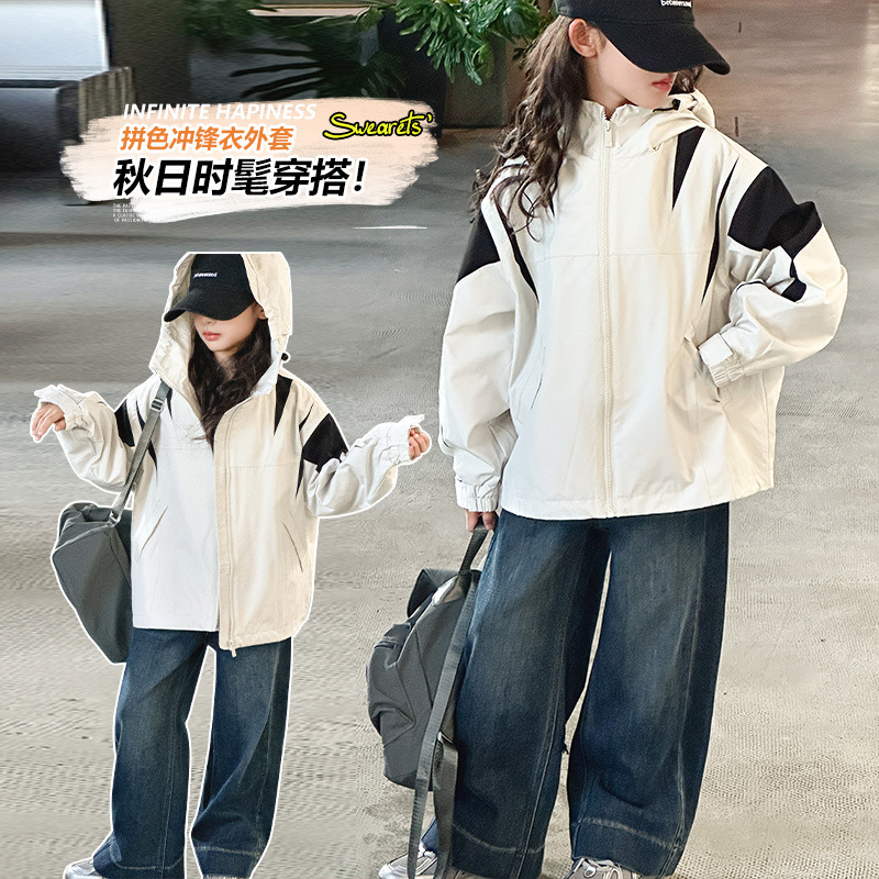 女童冲锋衣外套2025年秋季新款连帽拉链拼色女孩户外休闲宽松夹克