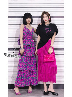 印花蛋糕裙V领收腰吊带裙