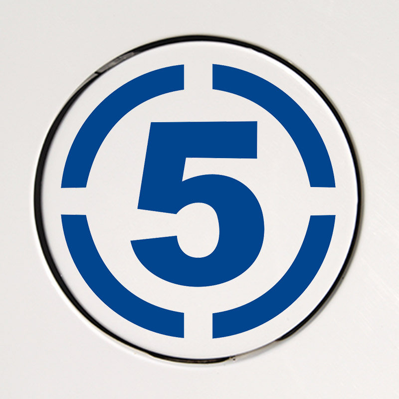 五月天5字标识汽车贴纸五月天justrock五迷大爱  个性油箱盖贴纸