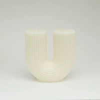 Грубая u белый