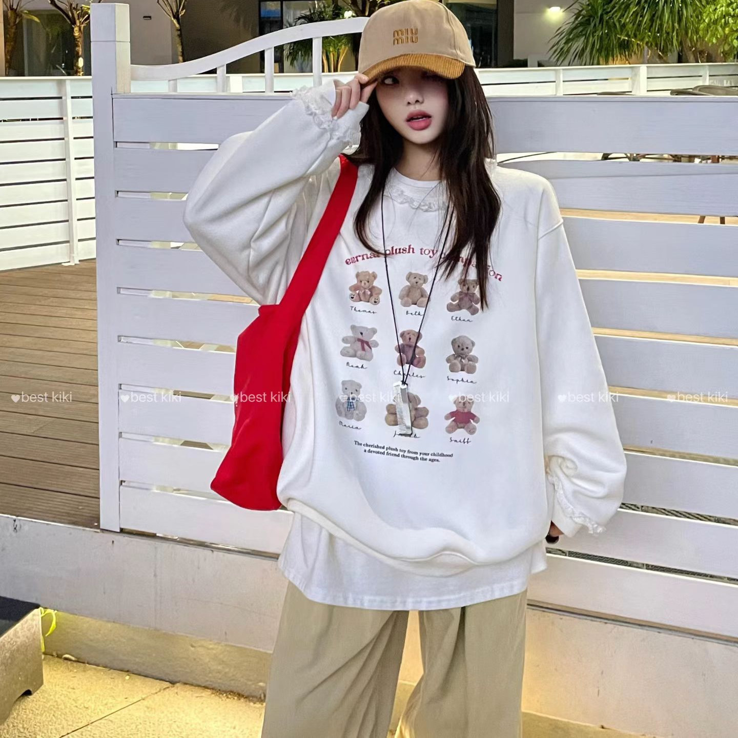 KIKI冬季韩版小熊印花拼接花边加绒卫衣女白色圆领宽松加厚上衣潮