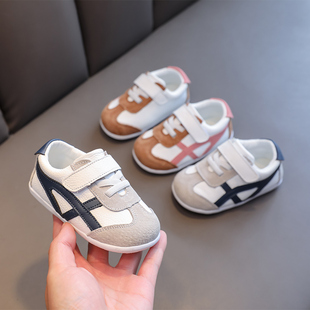 宝宝鞋子牛皮2024春秋新款1男童小白鞋女童休闲鞋防滑婴儿学步鞋9