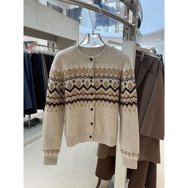 AS达哥~秦岚同款~费尔岛长袖羊毛针织开衫女驼色复古撞色打底毛衣