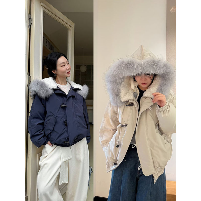 达哥~设计师稀缺货~90白鹅绒25秋冬新款布面毛领小飞侠羽绒夹克女