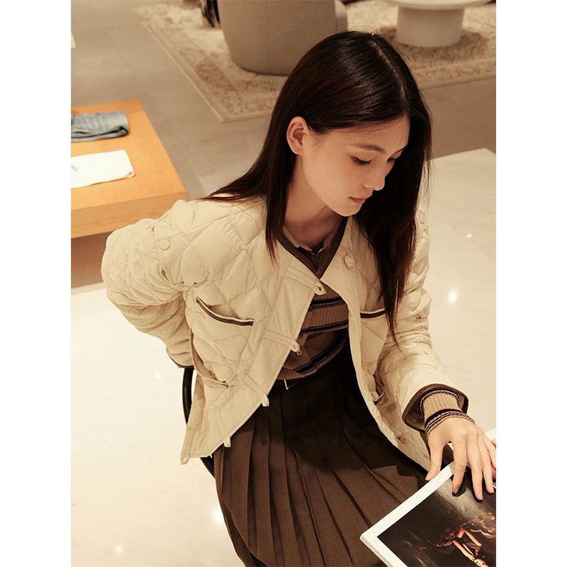 AS达哥~大D只有几件 25秋冬新款轻薄羽绒服女短款外套女