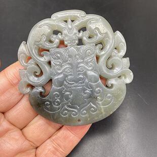 岫玉镂空府上有龙玉吊坠双龙兽面玉牌挂件腰佩玉佩把玩件颈饰项链