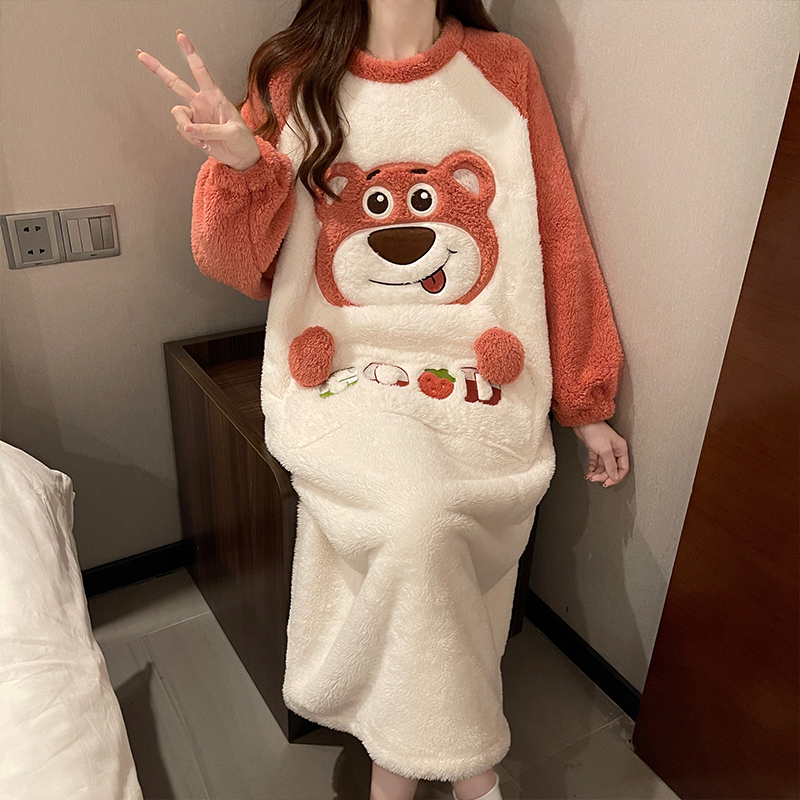 珊瑚绒睡裙女秋冬季加厚绒法兰绒可爱草莓熊中长款孕妇睡衣家居服