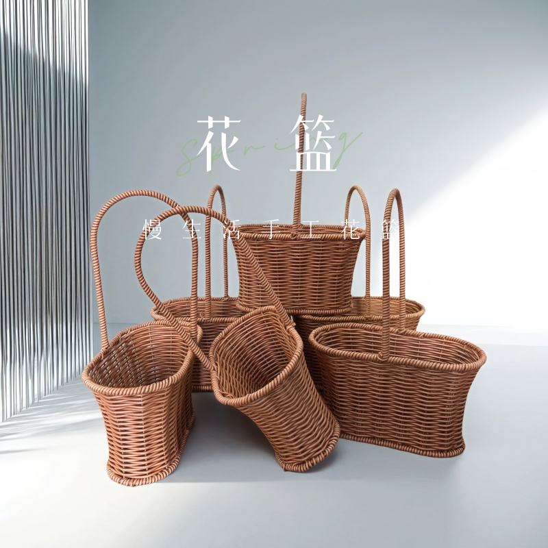 仿藤编手提花篮节日热卖