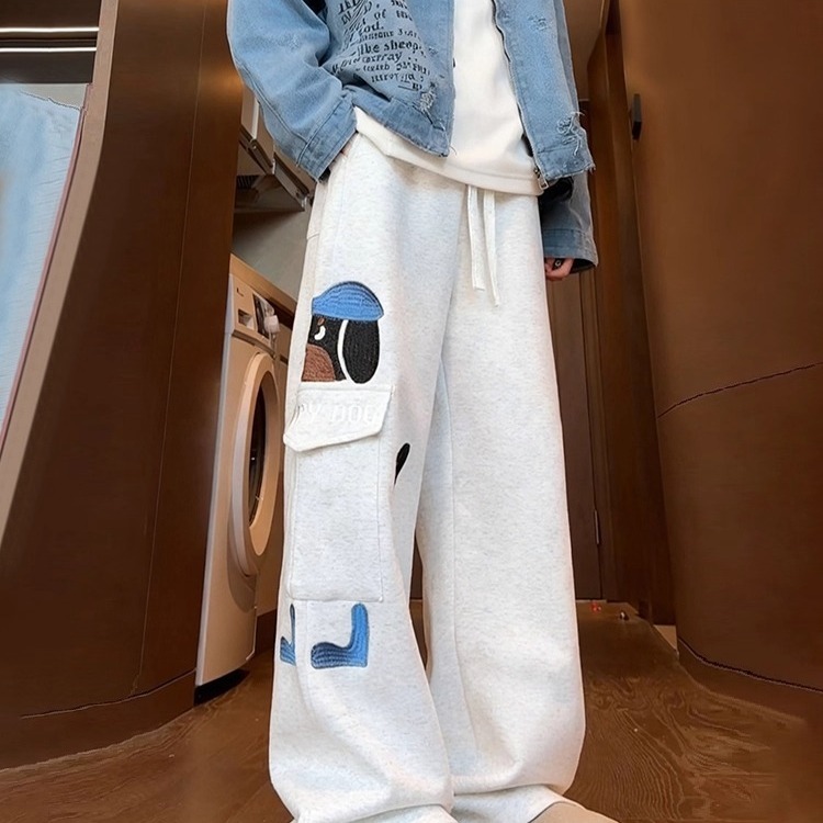 白花灰小狗刺绣微喇卫裤男款秋冬多口袋休闲裤子抽绳设计感运动裤