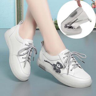 小白鞋女款2026新款夏季薄款女鞋轻便牛筋软底妈妈鞋百搭春秋单鞋