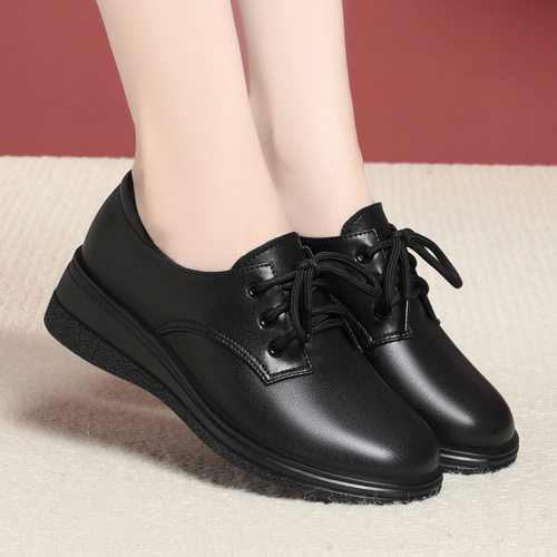 真皮软底单鞋女平底妈妈鞋工作鞋