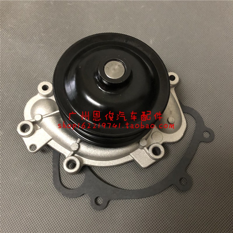 适用于奔驰M642 ML350柴油GL350发动机GL500冷却液ML300水泵GL320