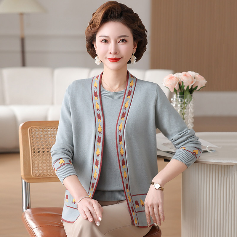 两件套妈妈装薄款短袖小衫开衫图片