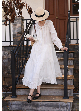 无拘2025年秋季新款法式休闲白色长裙设计感镂空花边系带连衣裙女