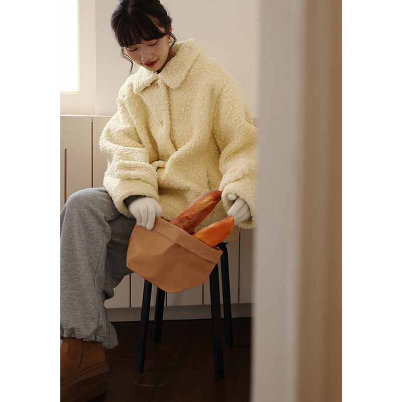 无拘法式甜美软糯摇粒绒外套