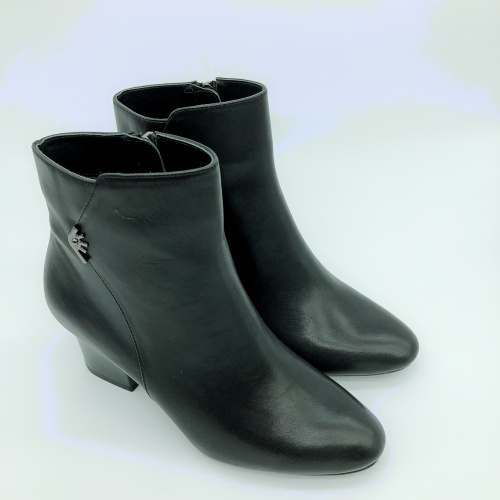 接吻猫kisscat牛皮侧拉链时装靴