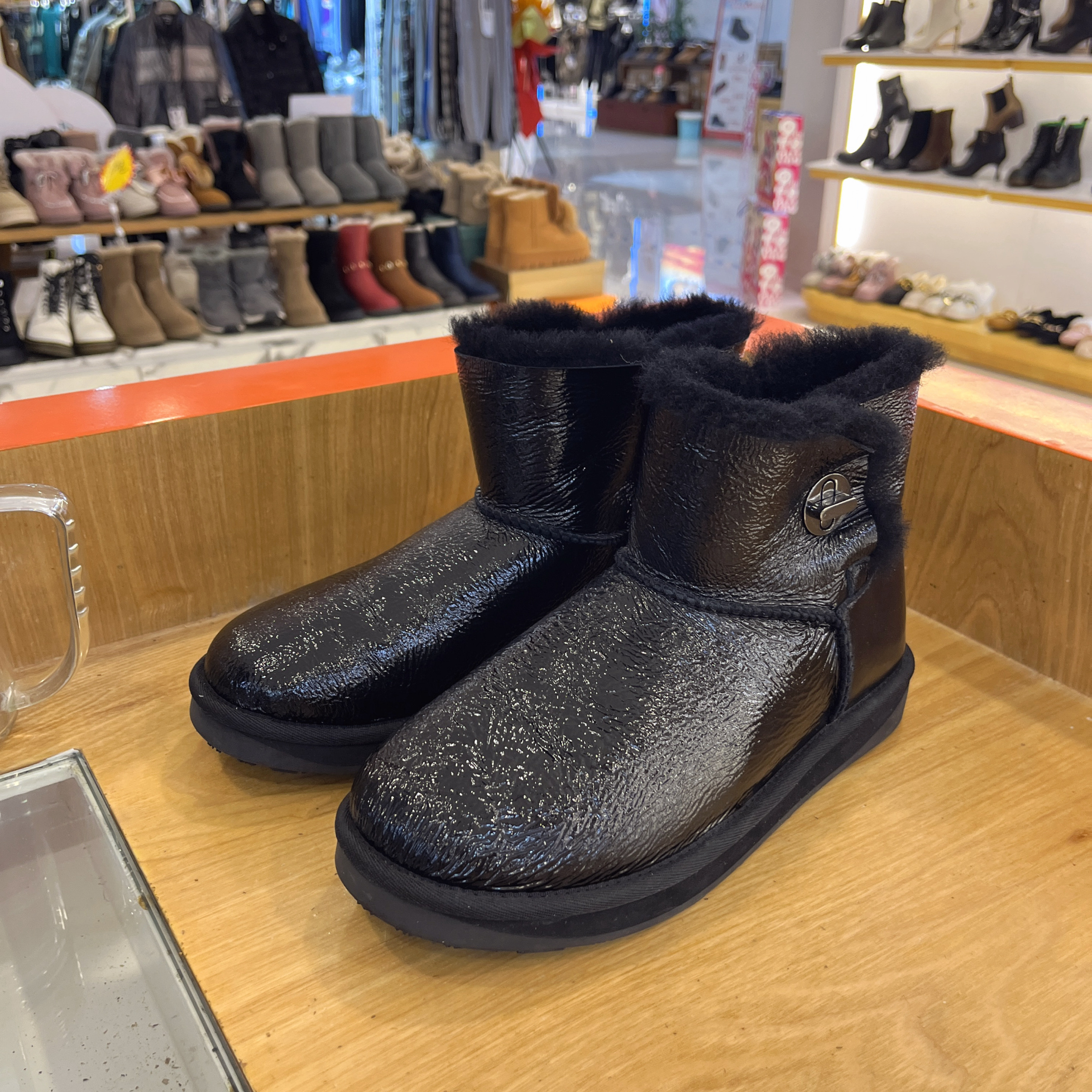 索菲娅雪地靴女款新款冬季女鞋子女皮面加绒雪地棉鞋SF9411A079