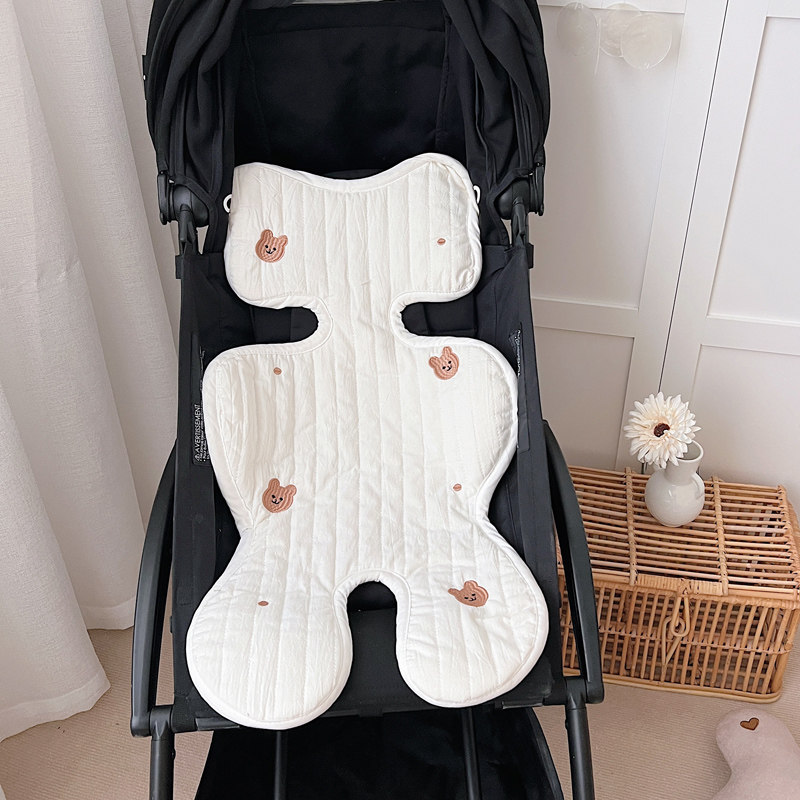 ins夏季纯棉绗缝宝宝手推车垫 婴儿纯棉绣花大豆纤维安全座椅垫子