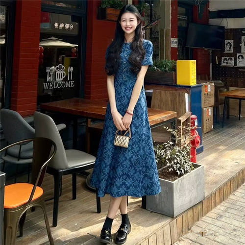 阿玛施正品牌2026夏季新款商场同款复古显瘦圆领牛仔连衣裙女