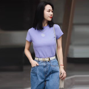 T恤女上衣1300996 白领哥弟新2025夏季 新款 修身 纯棉圆领山茶花短袖