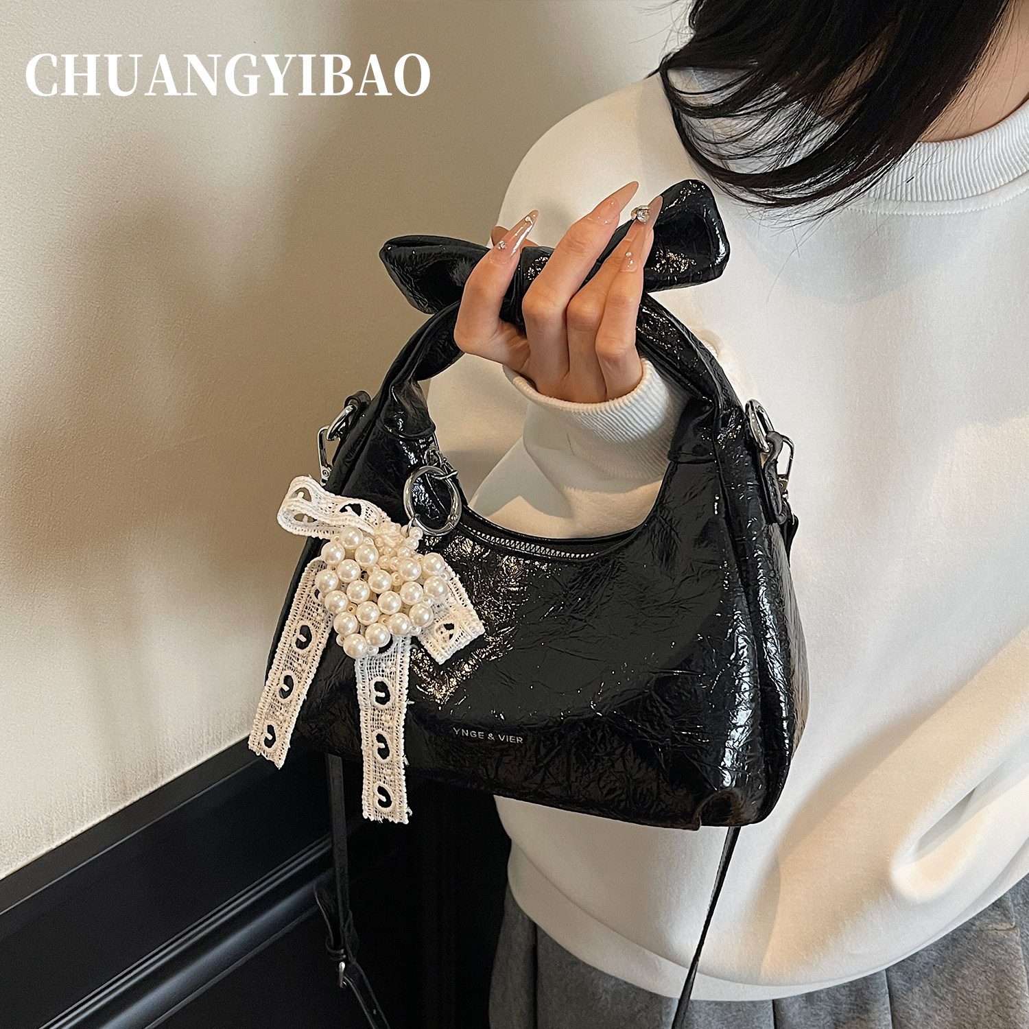 小众设计褶皱手提包包女2025新款潮高级感时尚百搭链条单肩斜挎包,箱包皮具/热销女包/男包,单肩包,淘宝优惠券,粉丝福利购,淘宝优惠卷