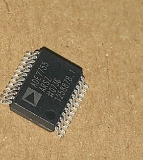 ADE7755ARSZ ADE7755ARS 高精密电能计量 封装SSOP-24 全新原装