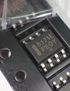 CS5171ED8G   CS5171EDR8G SOP-8   丝印 5171E  开关稳压器