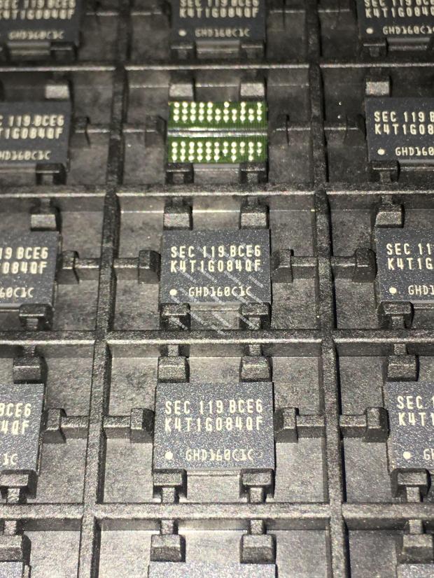 全新原装    K4T1G084QF-BCE6 DDR  BGA  现货