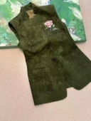 2025夏季 气质女套装 新款 阔脚长裤 真丝提花订珠马甲外套 设计师款