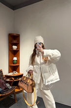 2025冬季新款 气质白色立领拉链羊绒白鹅绒保暖羽绒面包服外套女