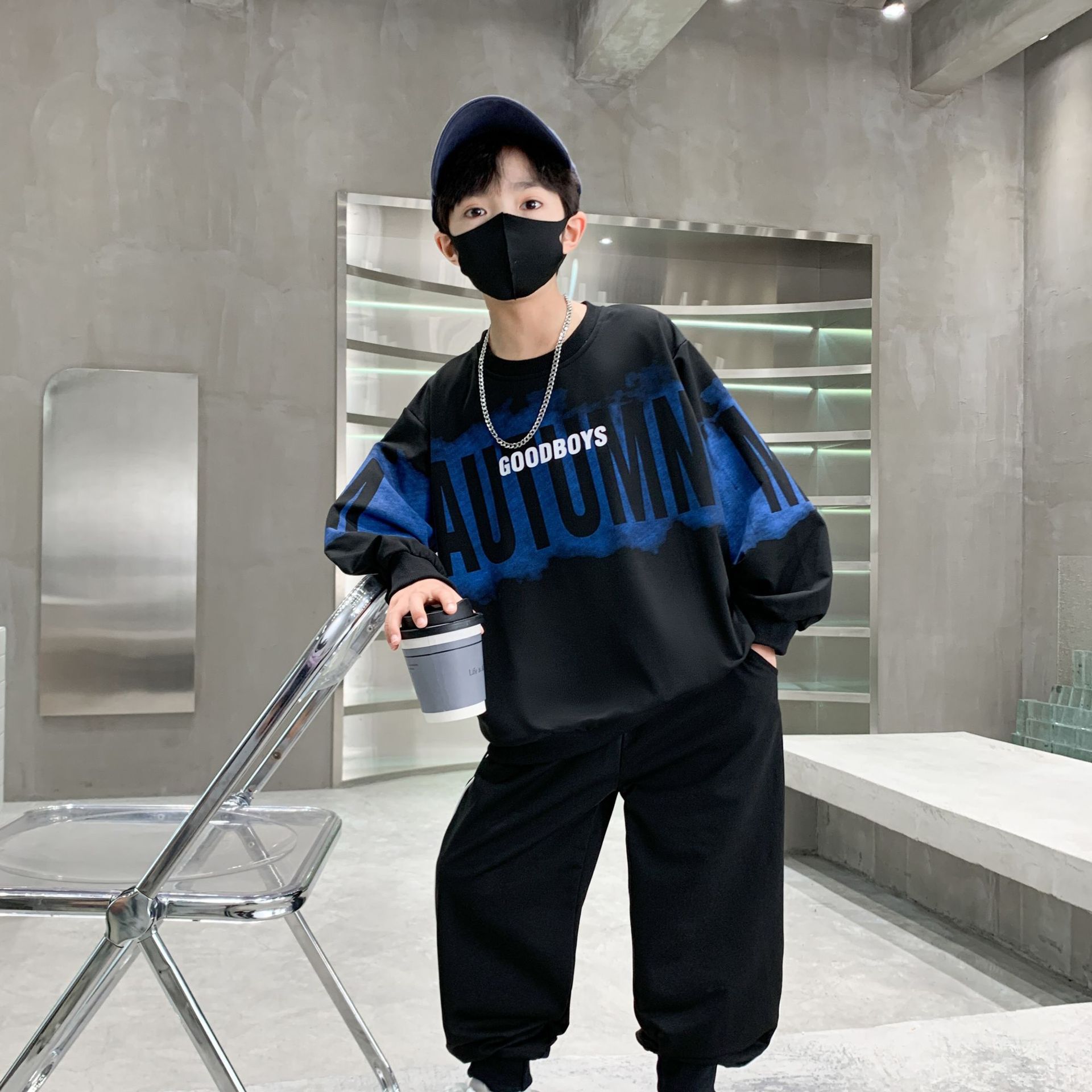 2025秋季新款儿童渐变色字母印花休闲运动卫衣卫裤外穿圆领两件套