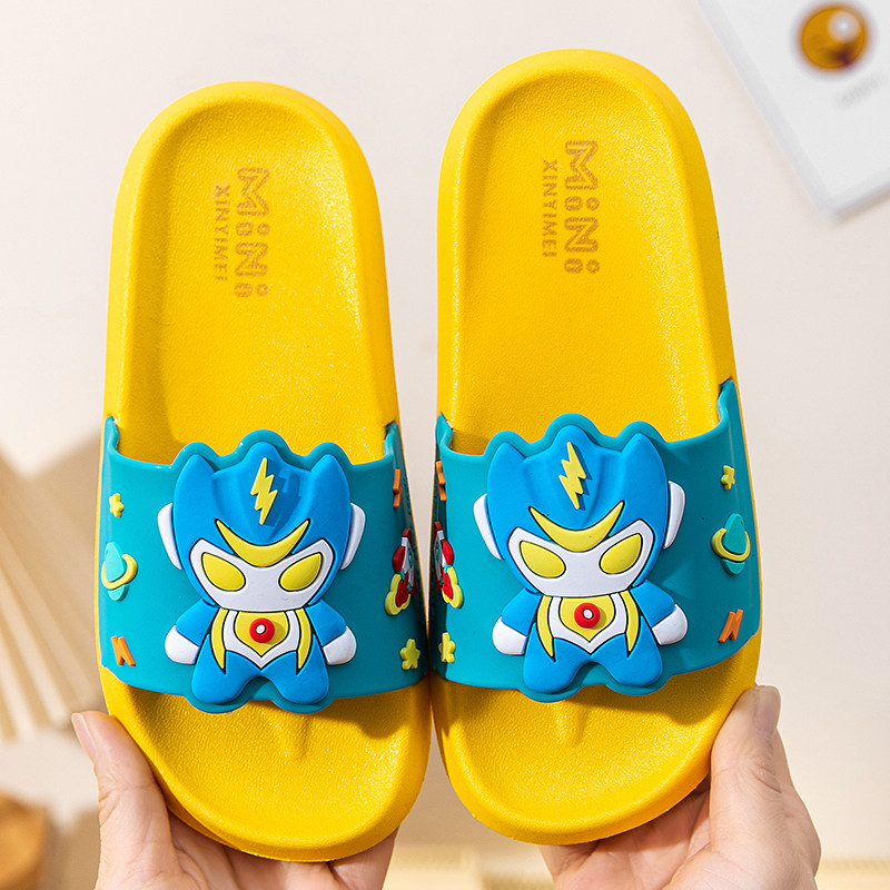 儿童拖鞋男童2025新款卡通机器人夏季居家室内防滑可爱小孩凉拖鞋