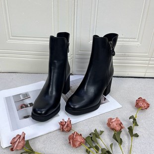 外贸原单女靴新款方头粗跟厚底纯色内里带毛时尚显高洋气百搭短靴