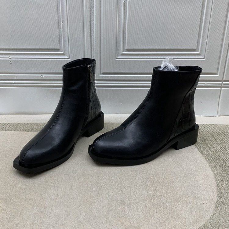 外贸原单内里加绒休闲舒服舒适粗跟经典百搭简约好看短靴子