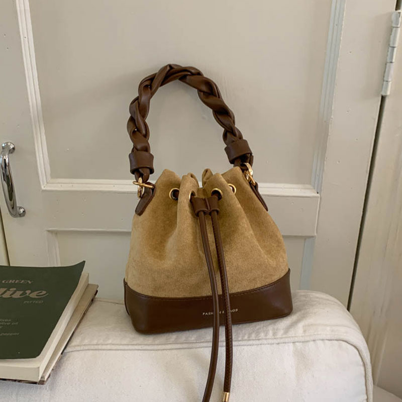 麻花手提水桶包时尚通勤斜挎包