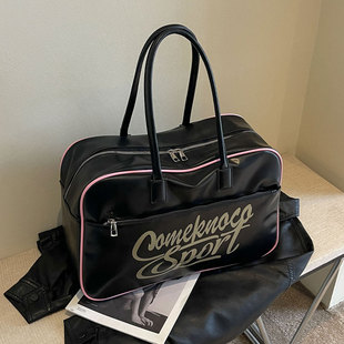 手提通勤包包新款大容量短途出差旅行收纳包健身包百搭单肩托特包