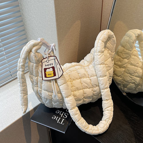 褶皱云朵泡泡包单肩斜挎饺子包