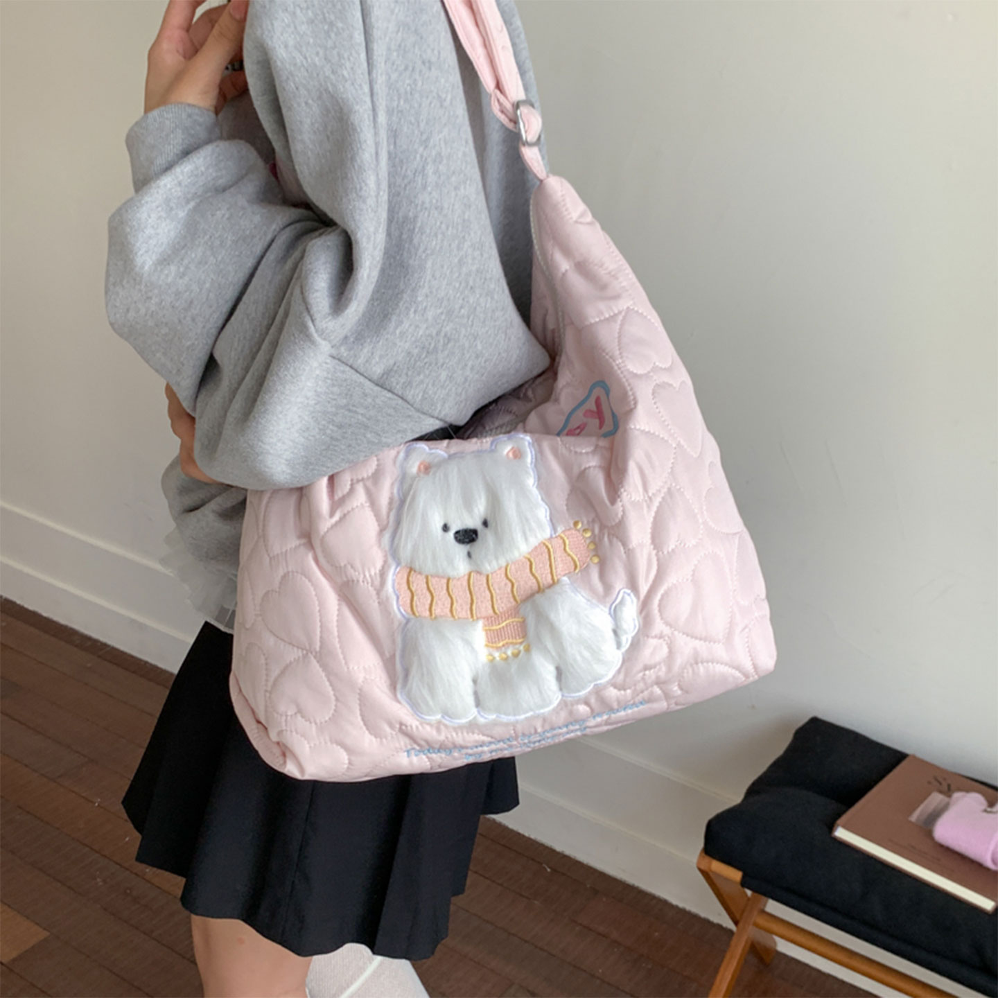 大容量棉服托特包学生单肩通勤包